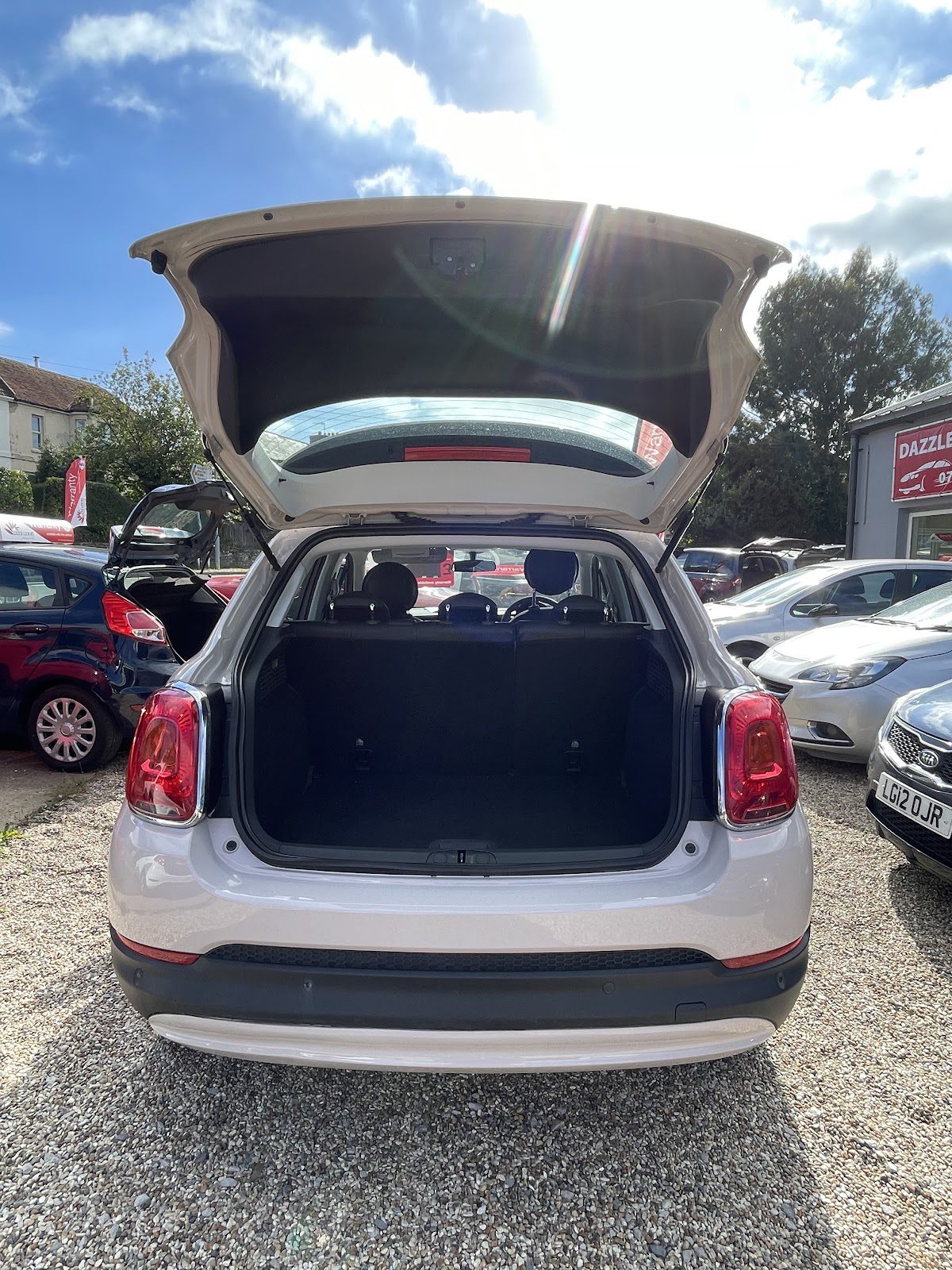 
								Fiat 500 X Pop Style full									