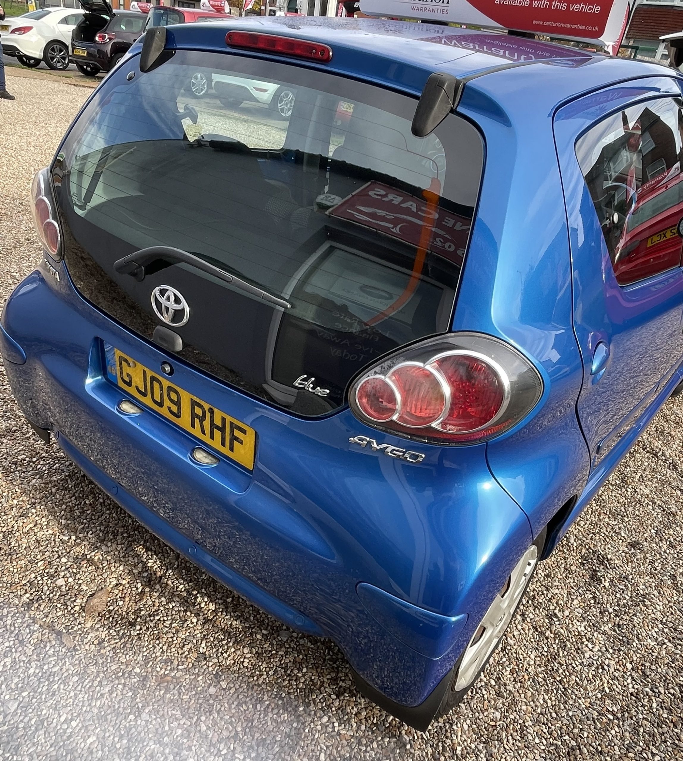 
								Toyota Aygo full									