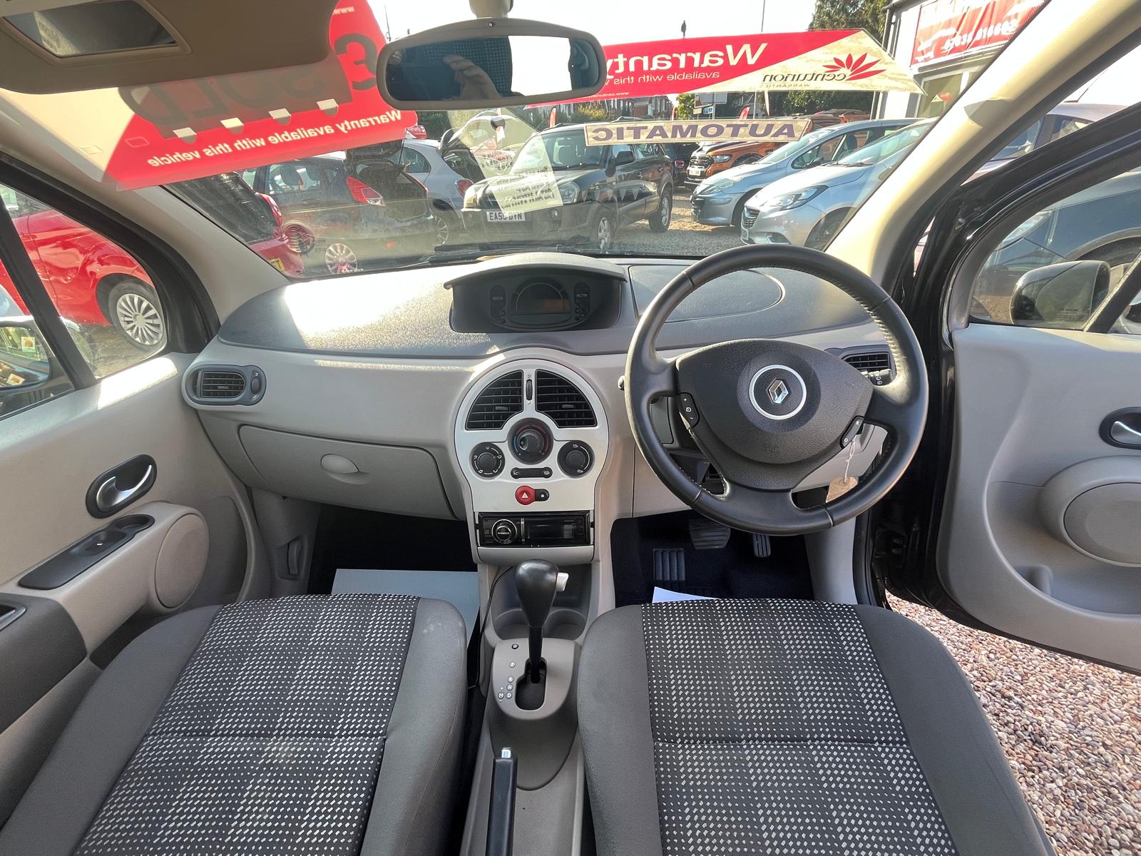 
								Renault Modus full									
