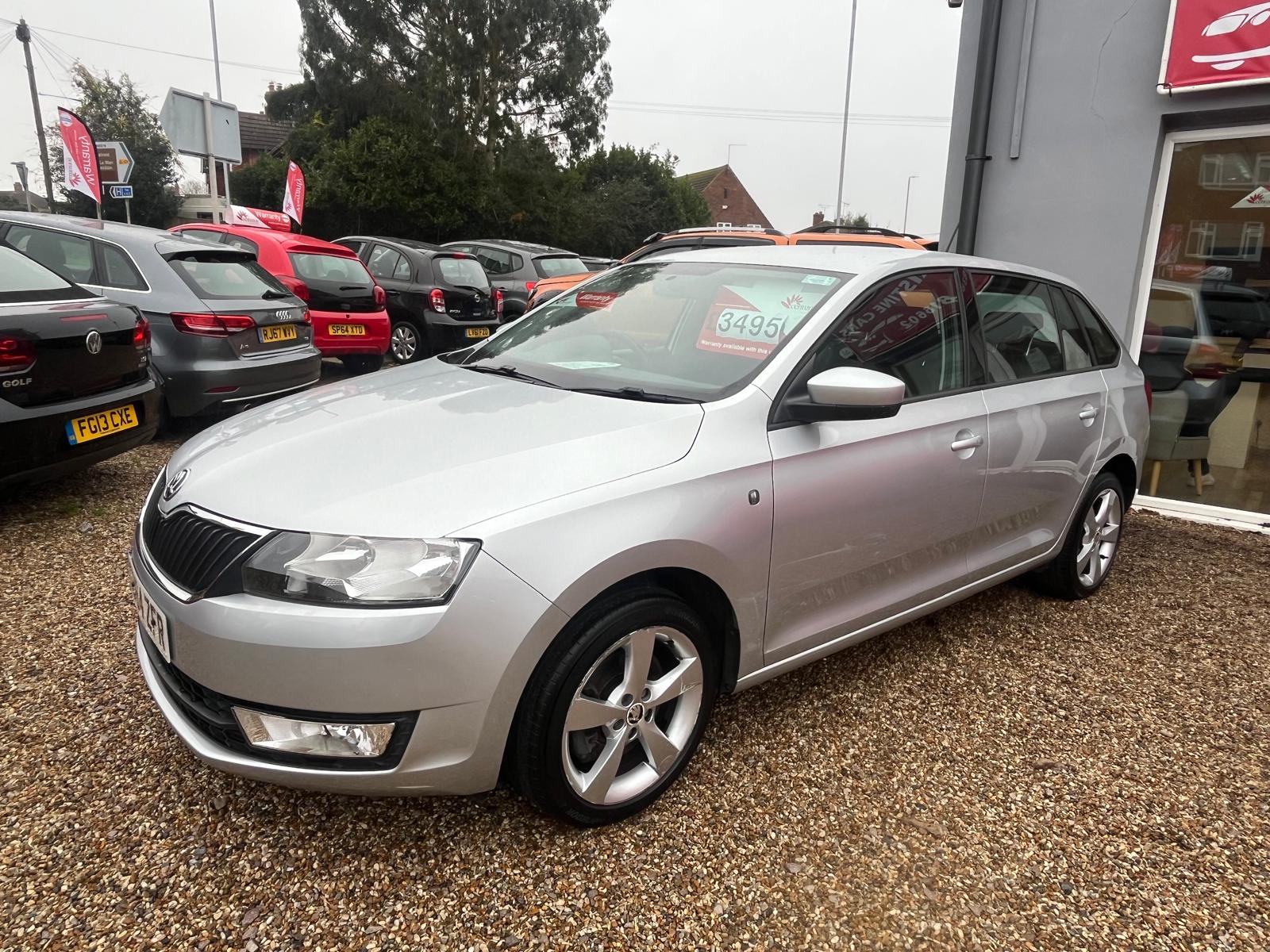 
								Skoda Rapid Spaceback full									