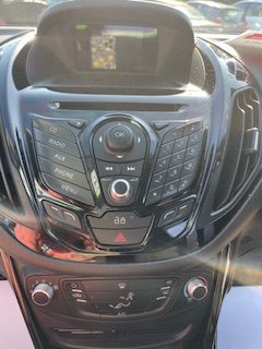 
								Ford B Max Zetec Turbo full									