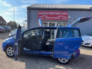 
								Ford B Max Zetec Turbo full									