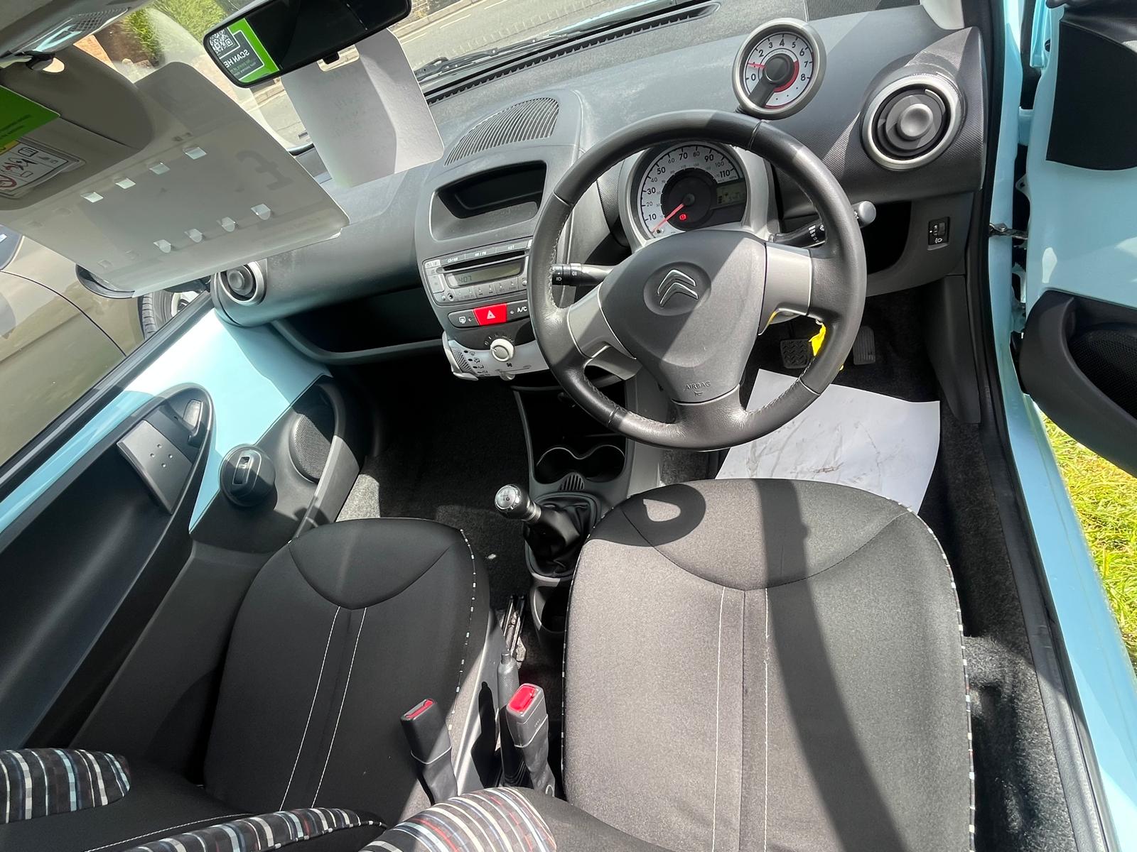 
								Citroen C1 full									