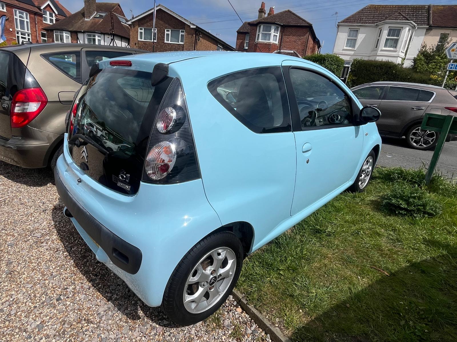 
								Citroen C1 full									