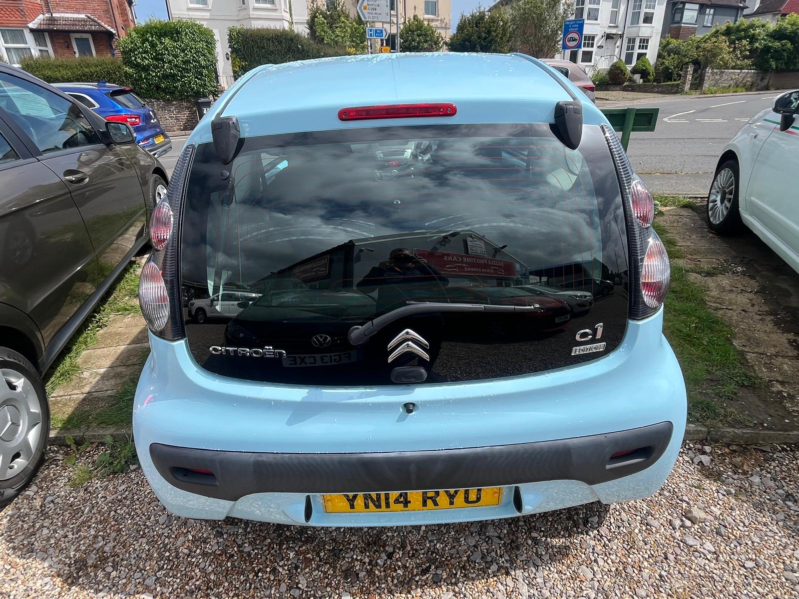 
								Citroen C1 full									
