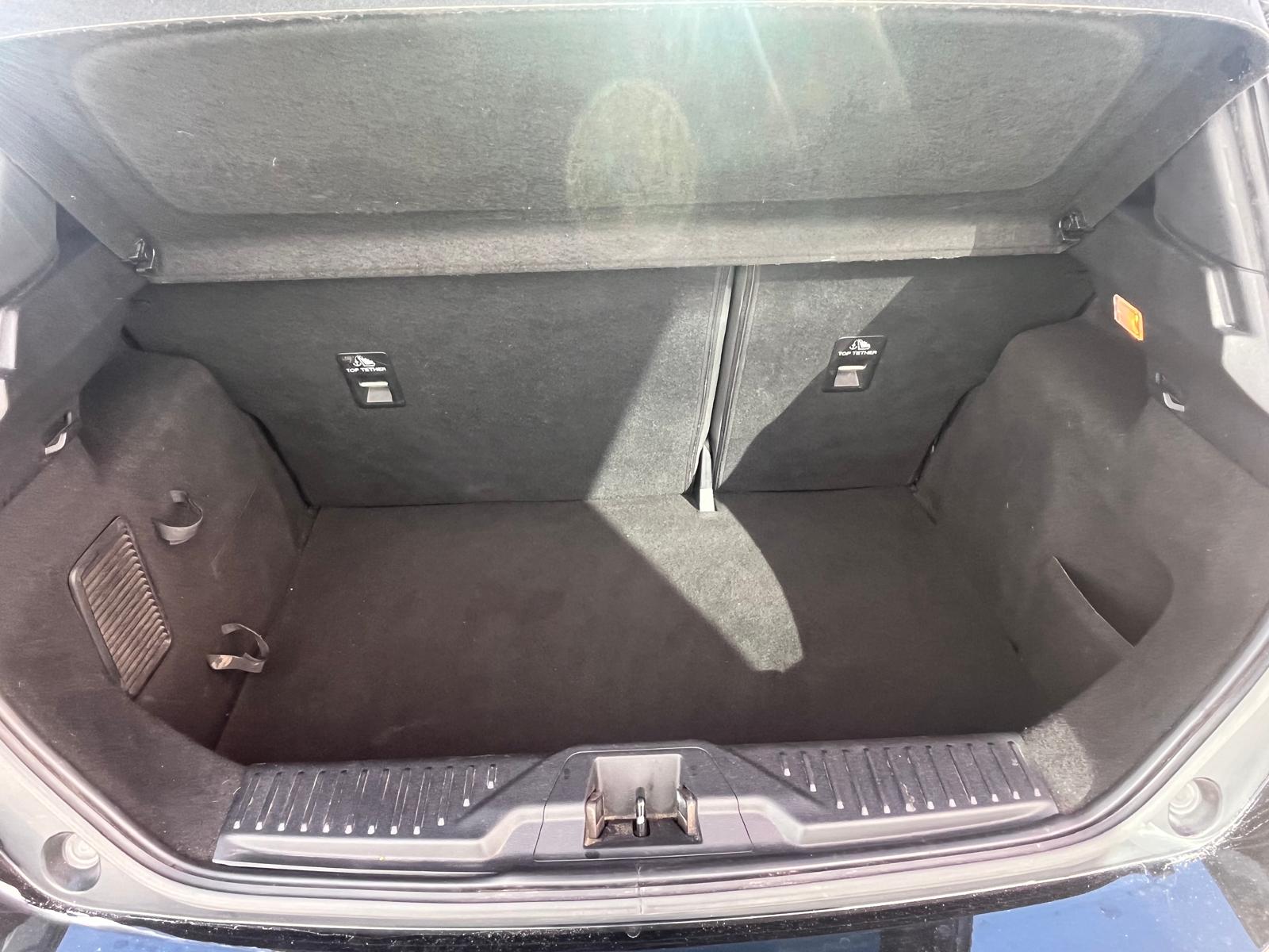 
								Ford Fiesta 1.0T EcoBoost GPF ST-Line Hatchback full									