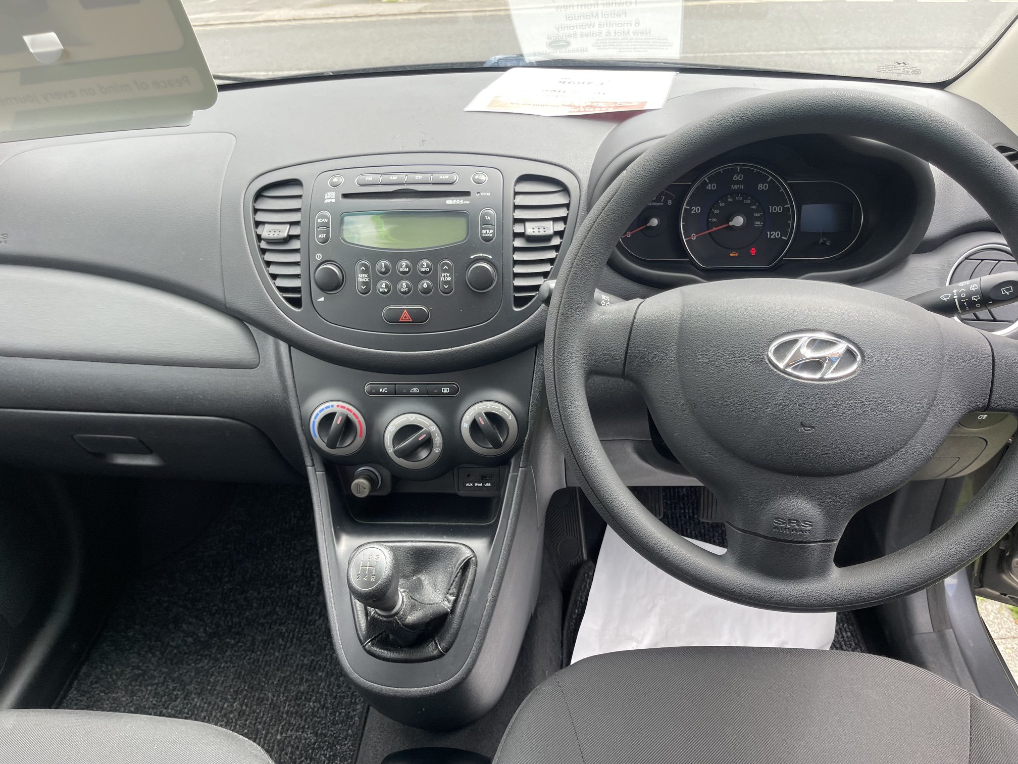 
								Hyundai I10 full									