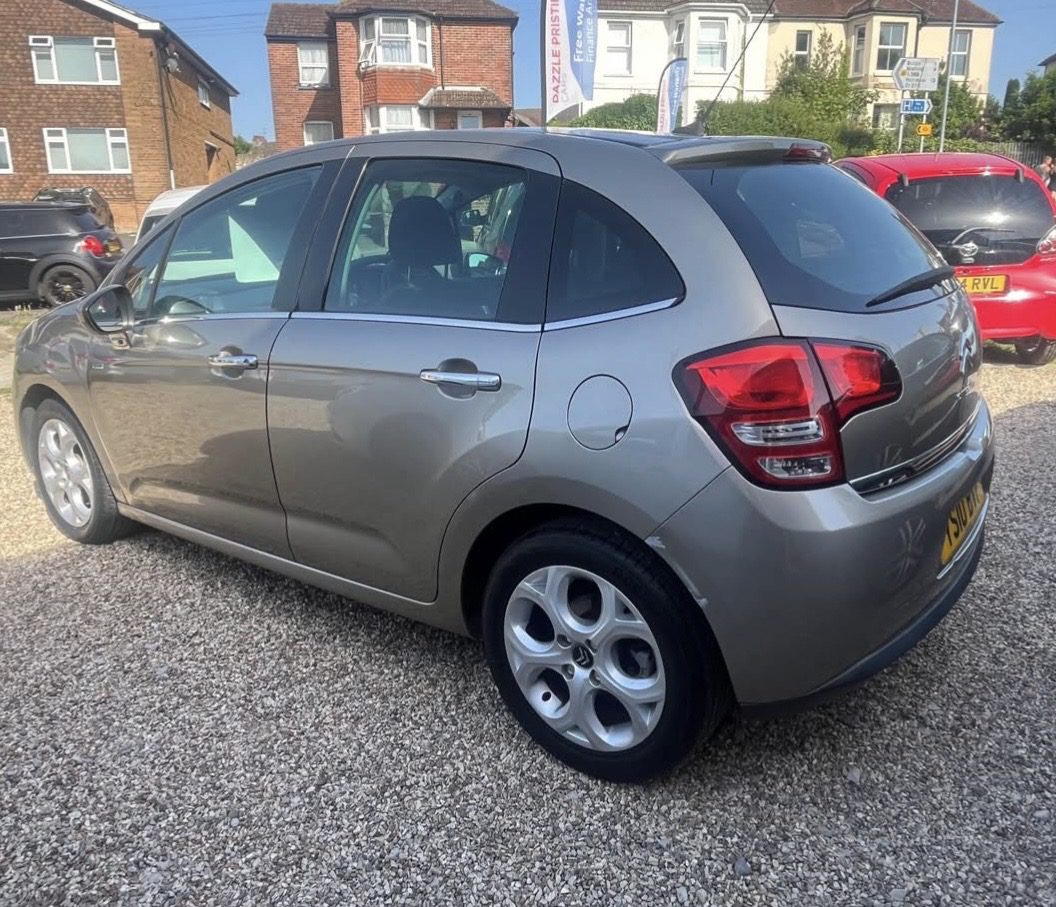 
								Citroen C3 full									
