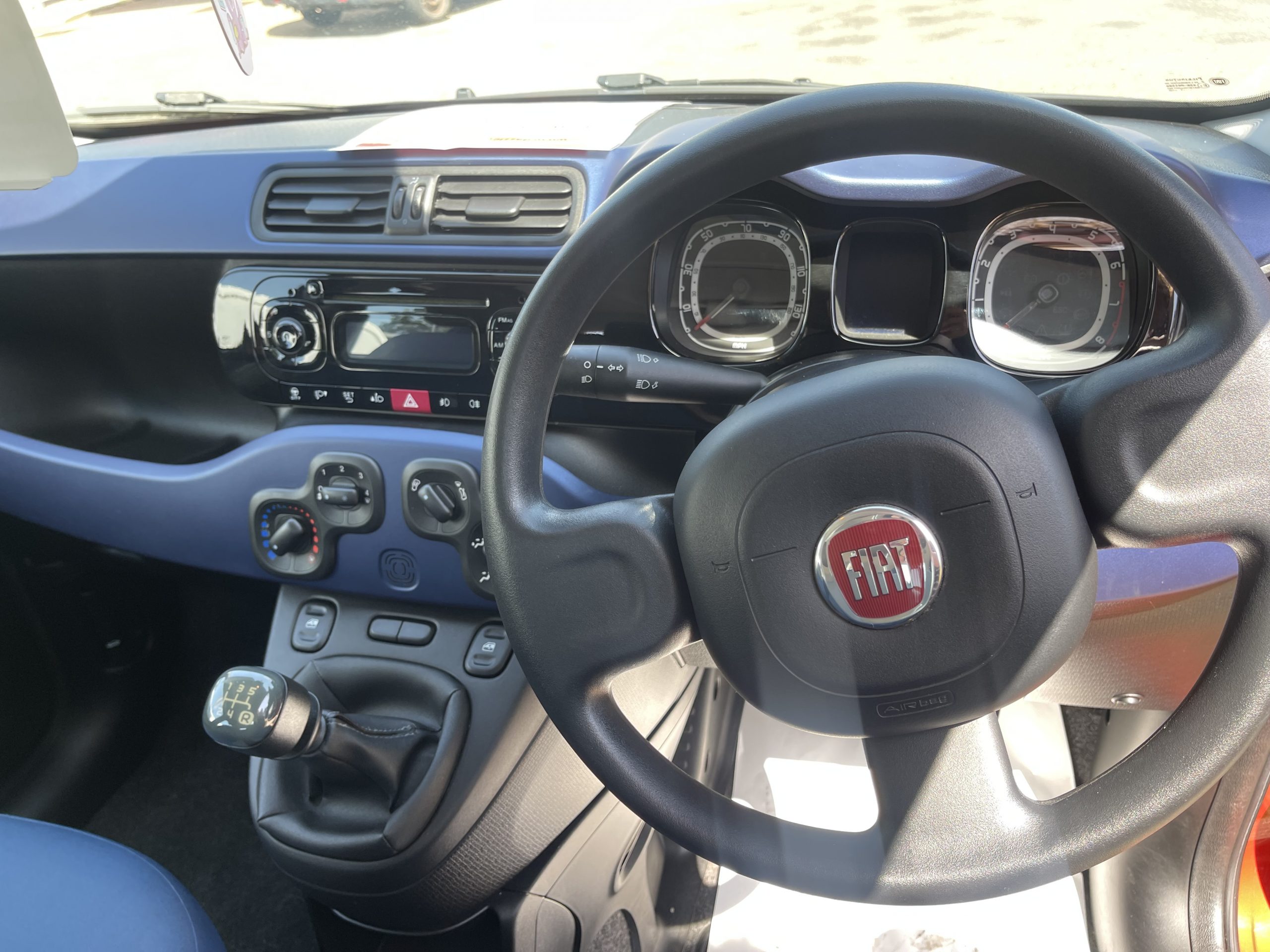 
								Fiat Panda Lounge full									