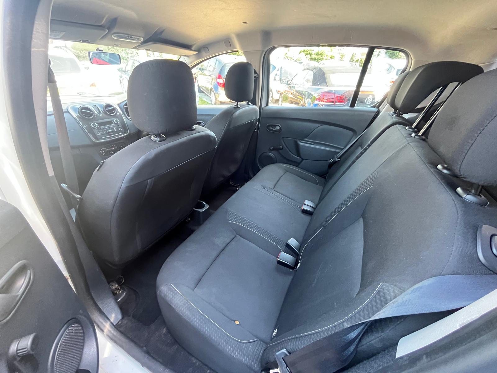 
								Dacia Sandero Ambience full									