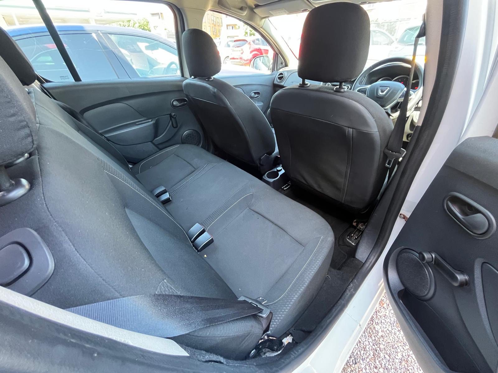 
								Dacia Sandero Ambience full									