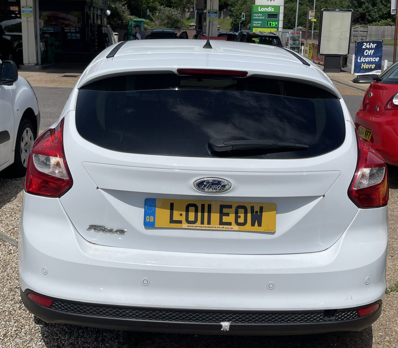 
								Ford Focus Zetec 1.6 full									