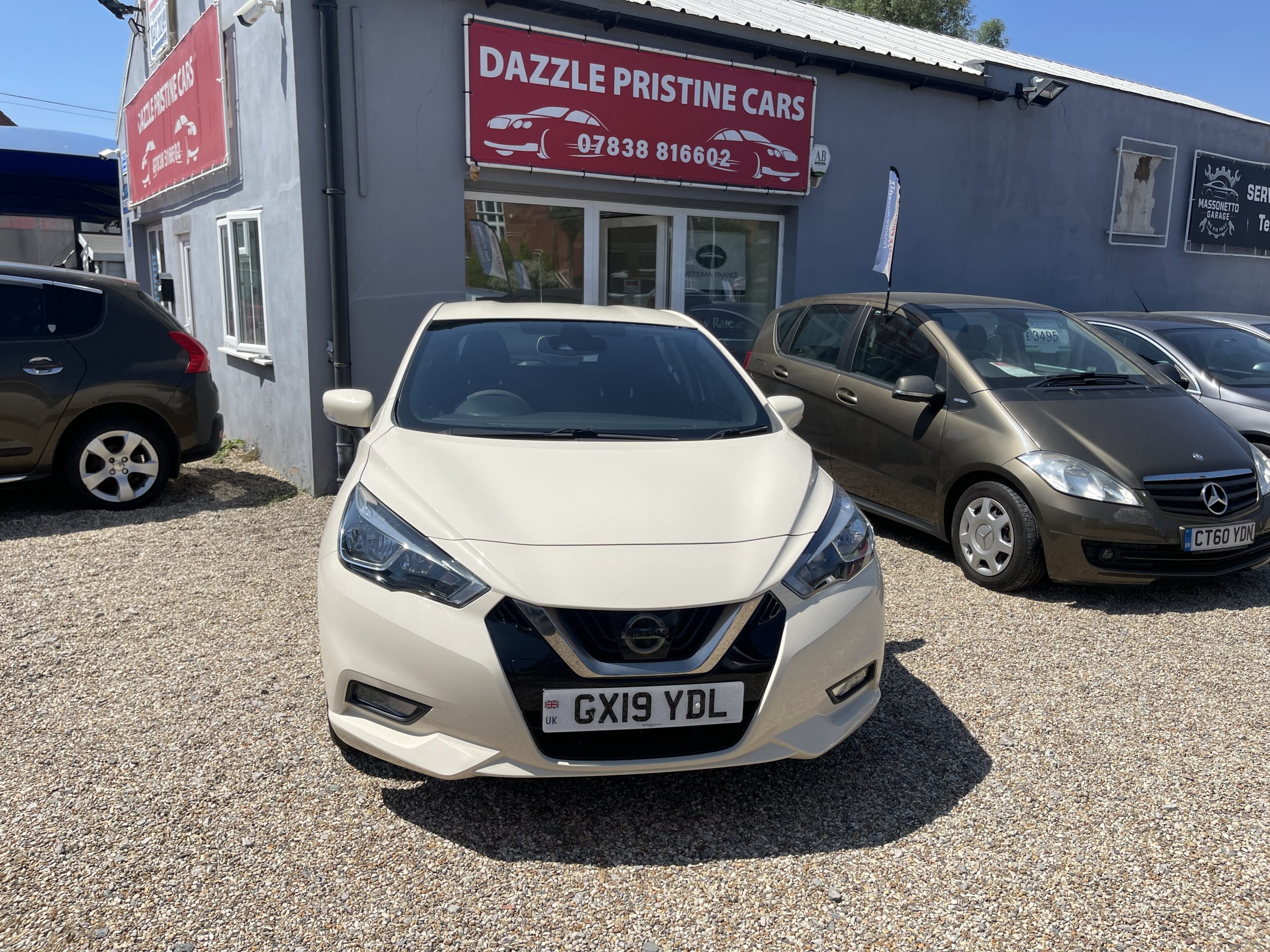 
								Nissan Micra Ig Acenta full									