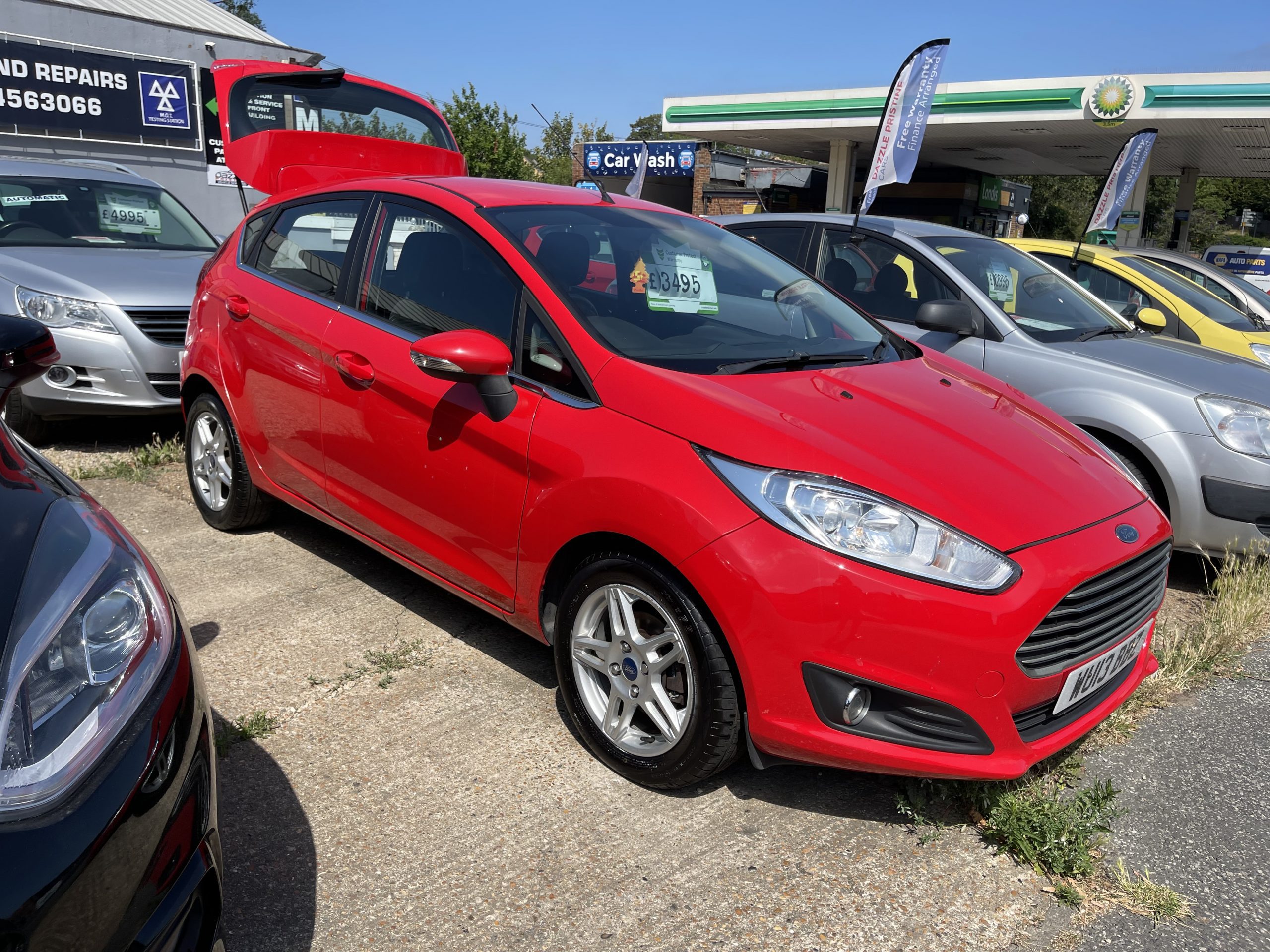 
								Ford Fiesta Zetec Ecoboost 1.0 full									