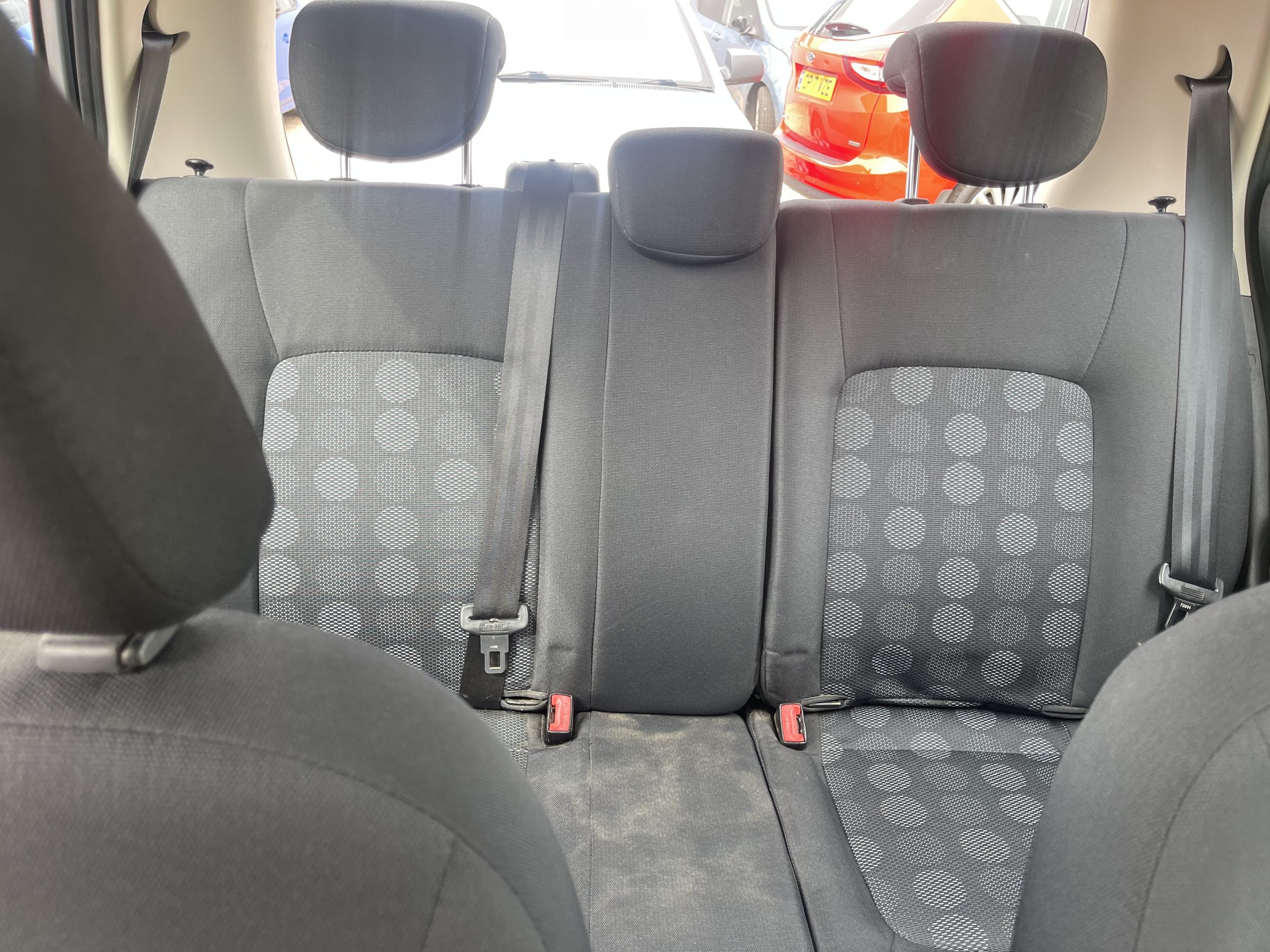 
								Hyundai i10 Style full									