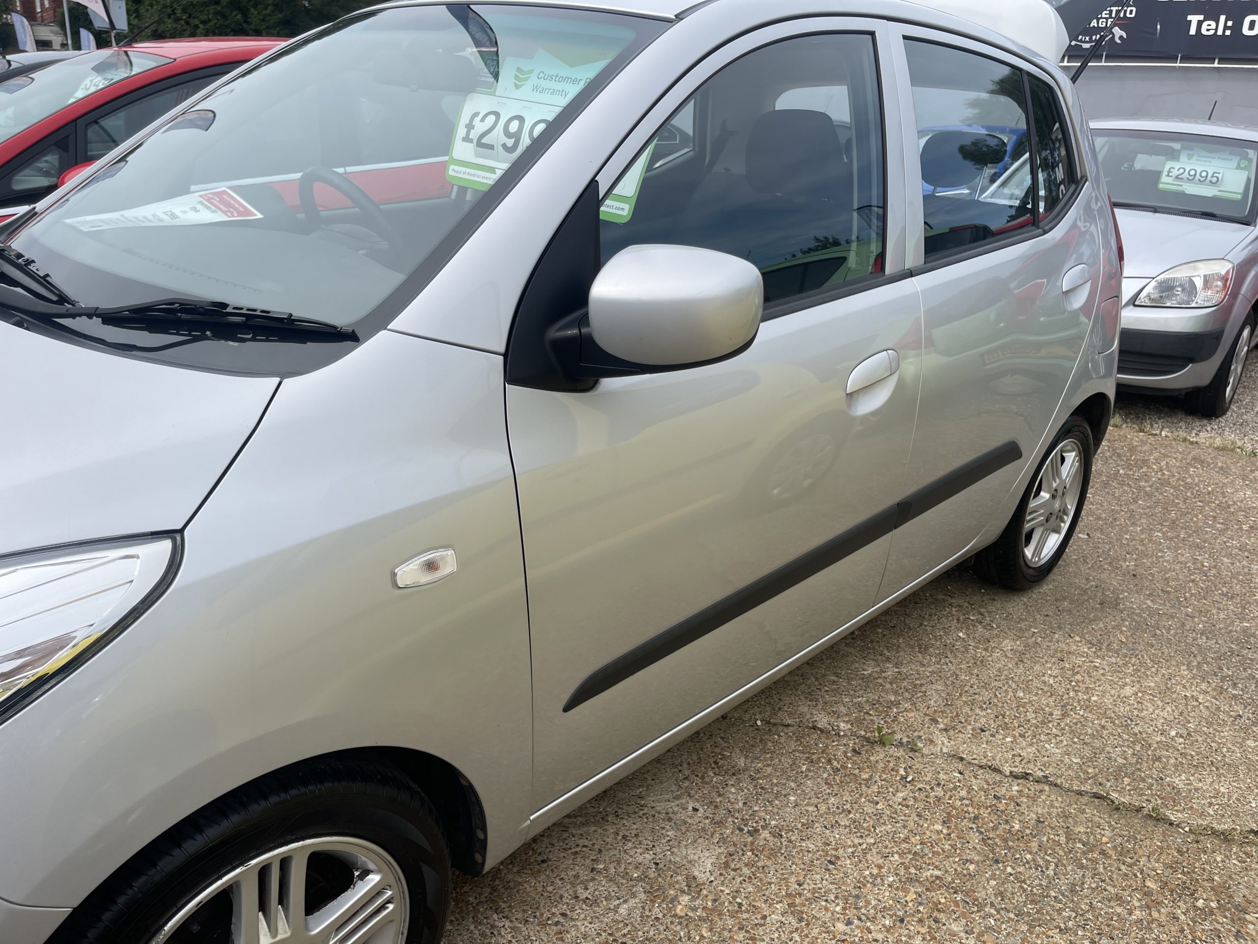 
								Hyundai i10 Style full									