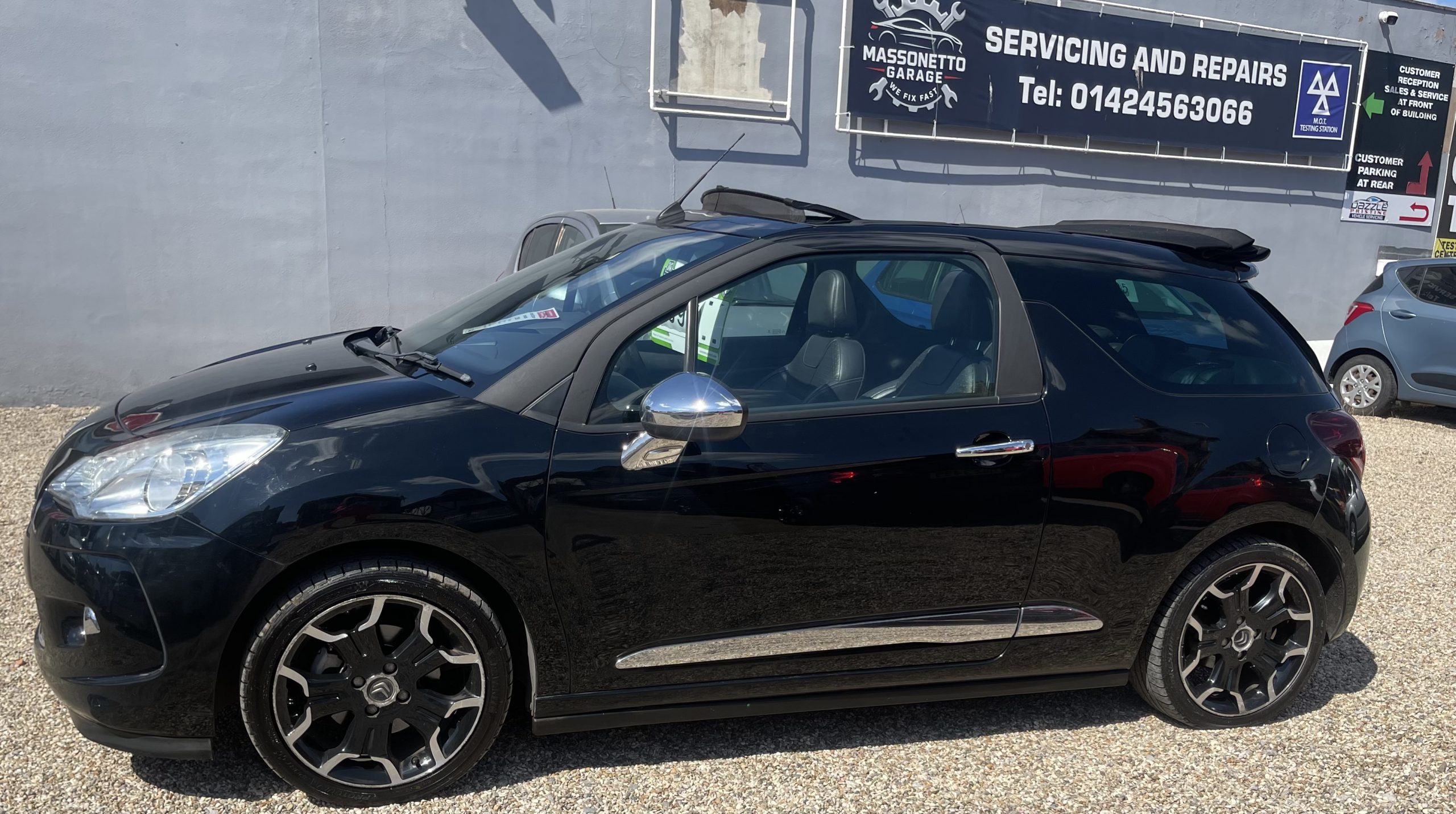 
								Citroen DS3 Cabrio DSport Plus full									