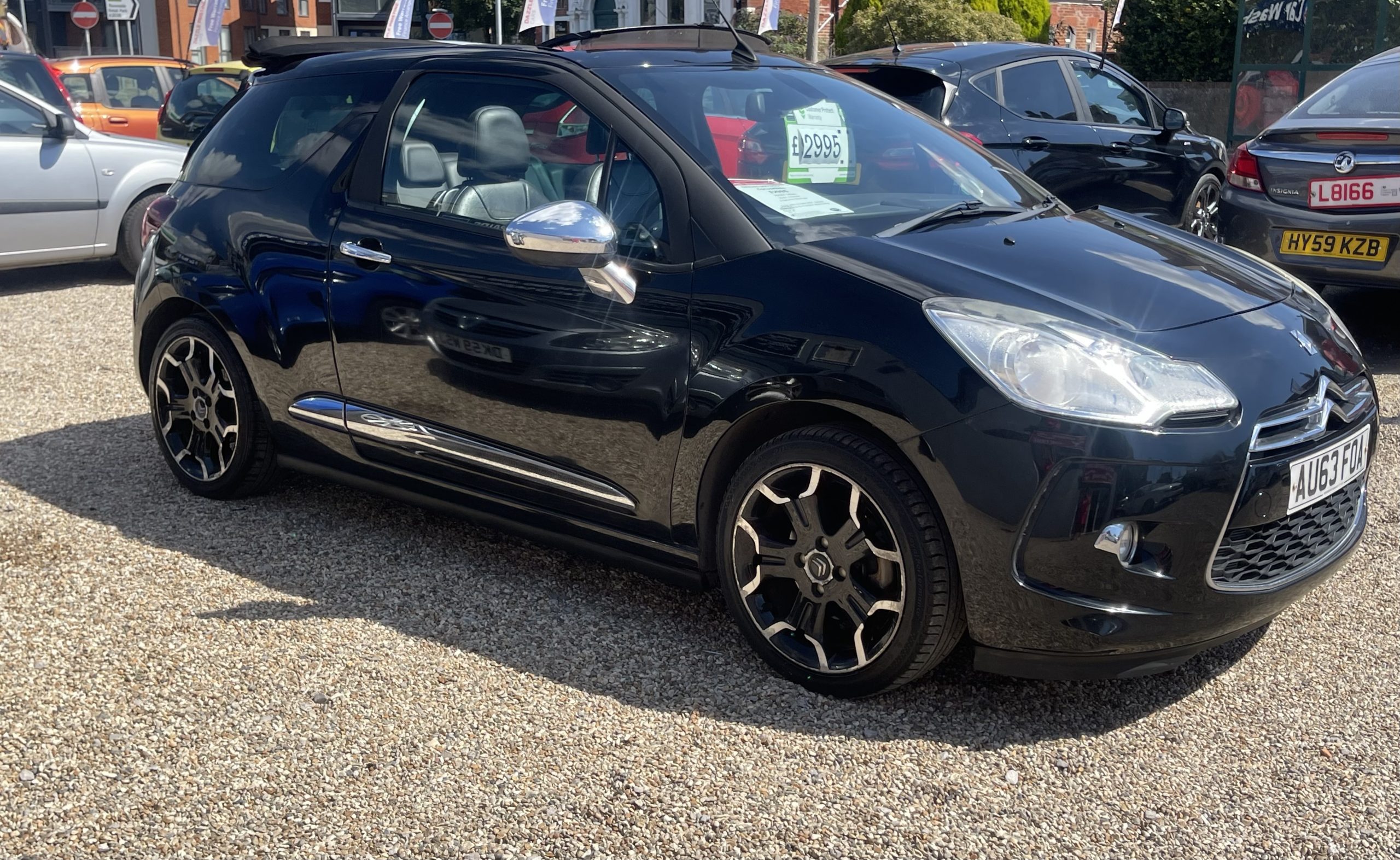 
								Citroen DS3 Cabrio DSport Plus full									