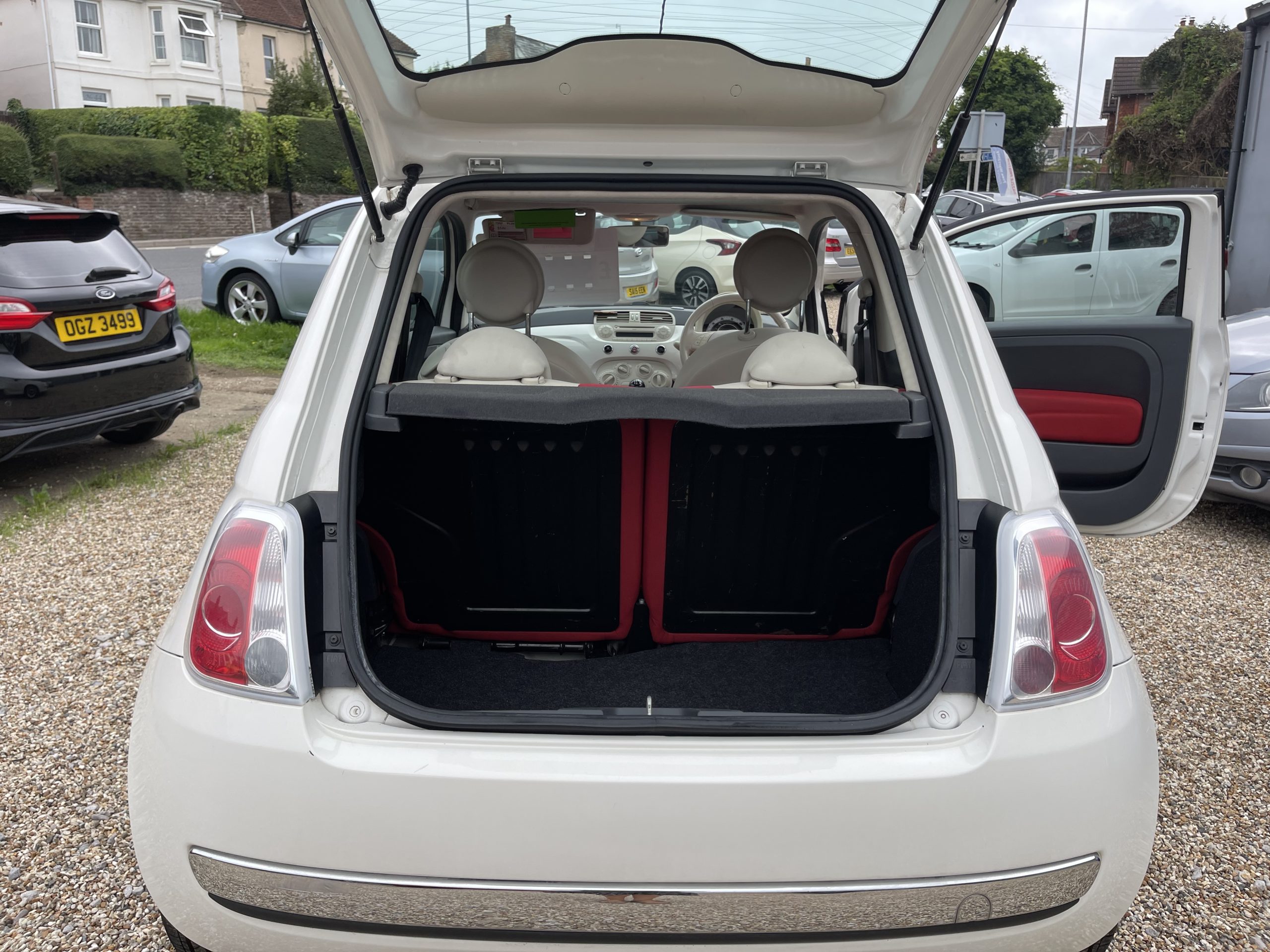 
								Fiat 500 1.2 Lounge full									