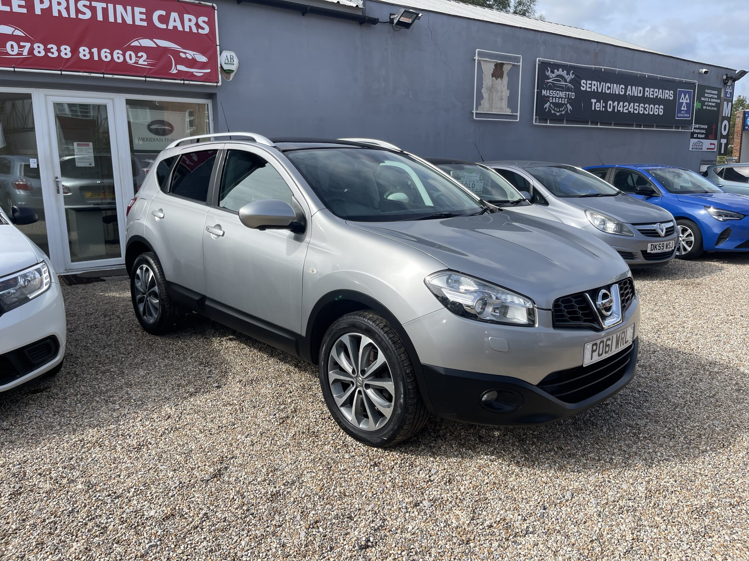 
								Nissan Qashqai Dci Tekna full									