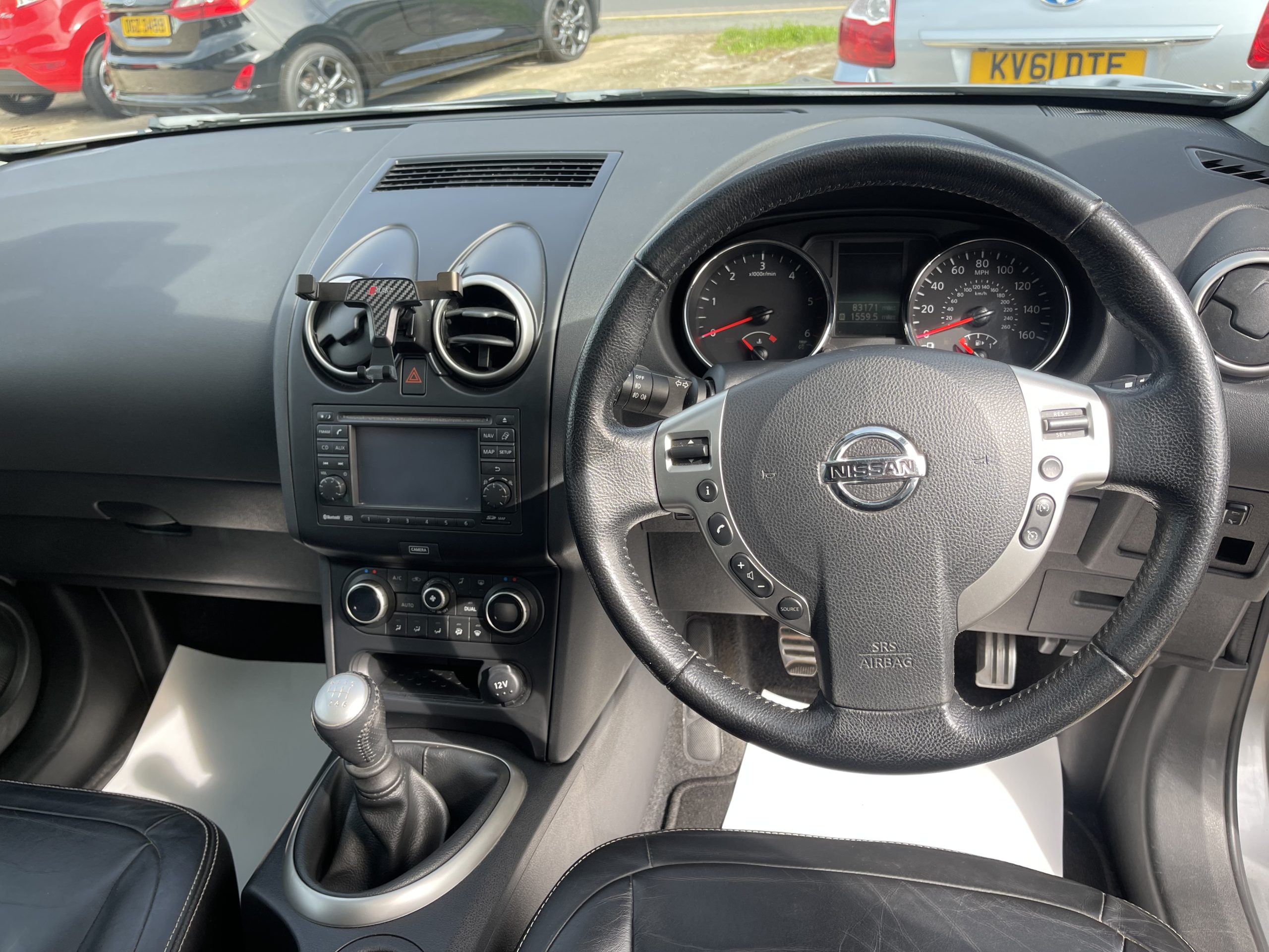 
								Nissan Qashqai Dci Tekna full									