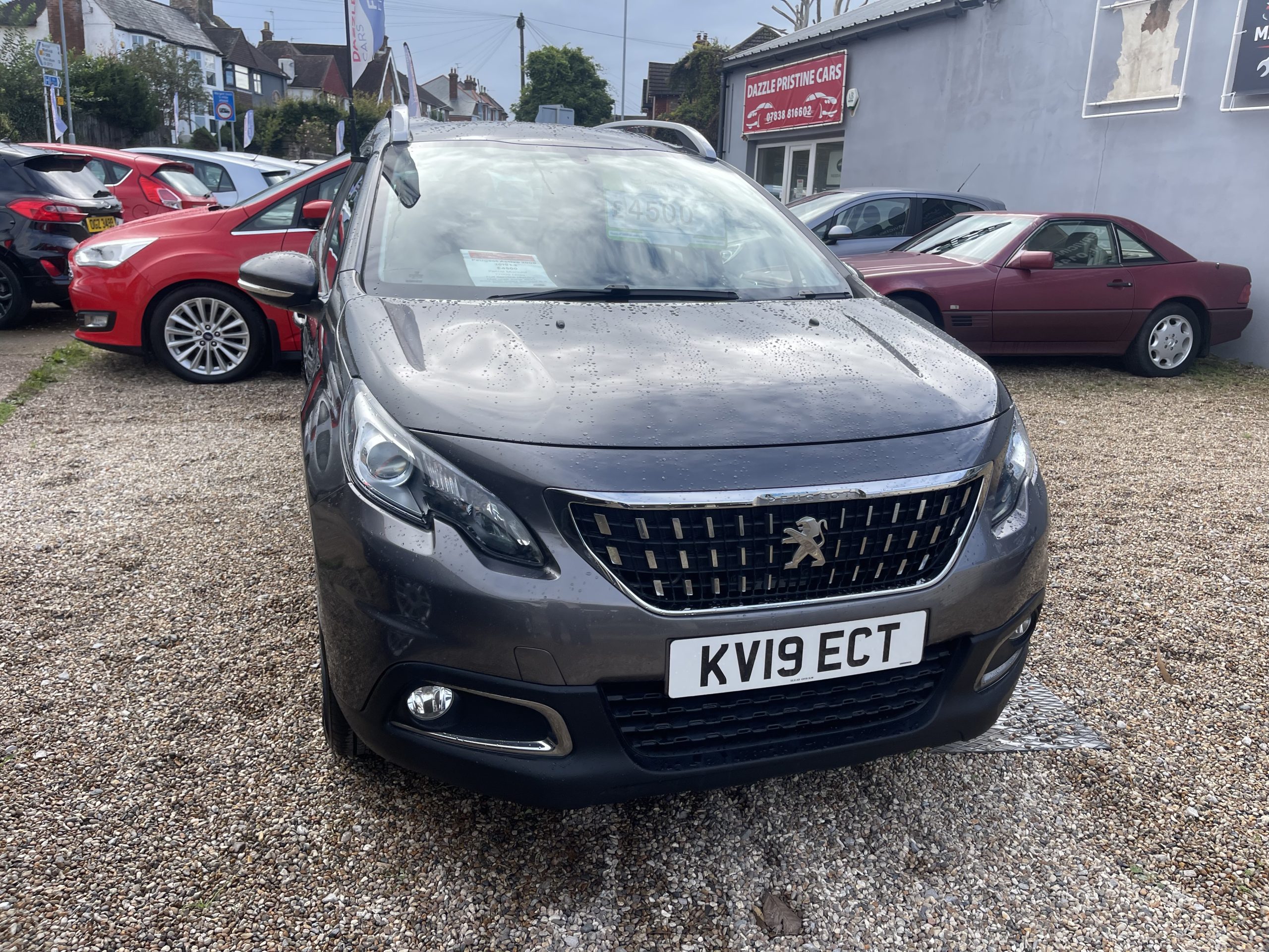 
								Peugeot 2008 1.2 Puretech Active full									