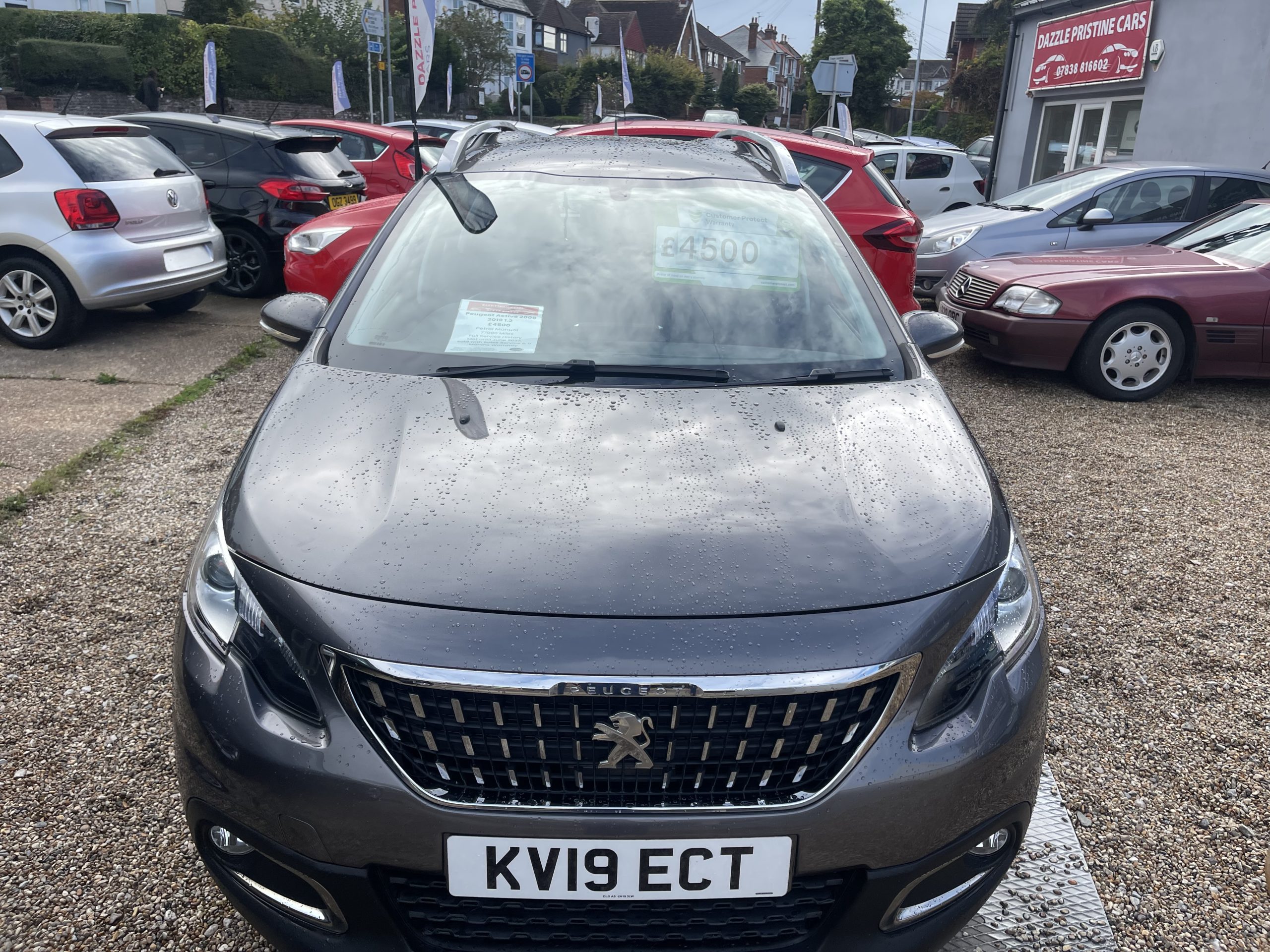 
								Peugeot 2008 1.2 Puretech Active full									