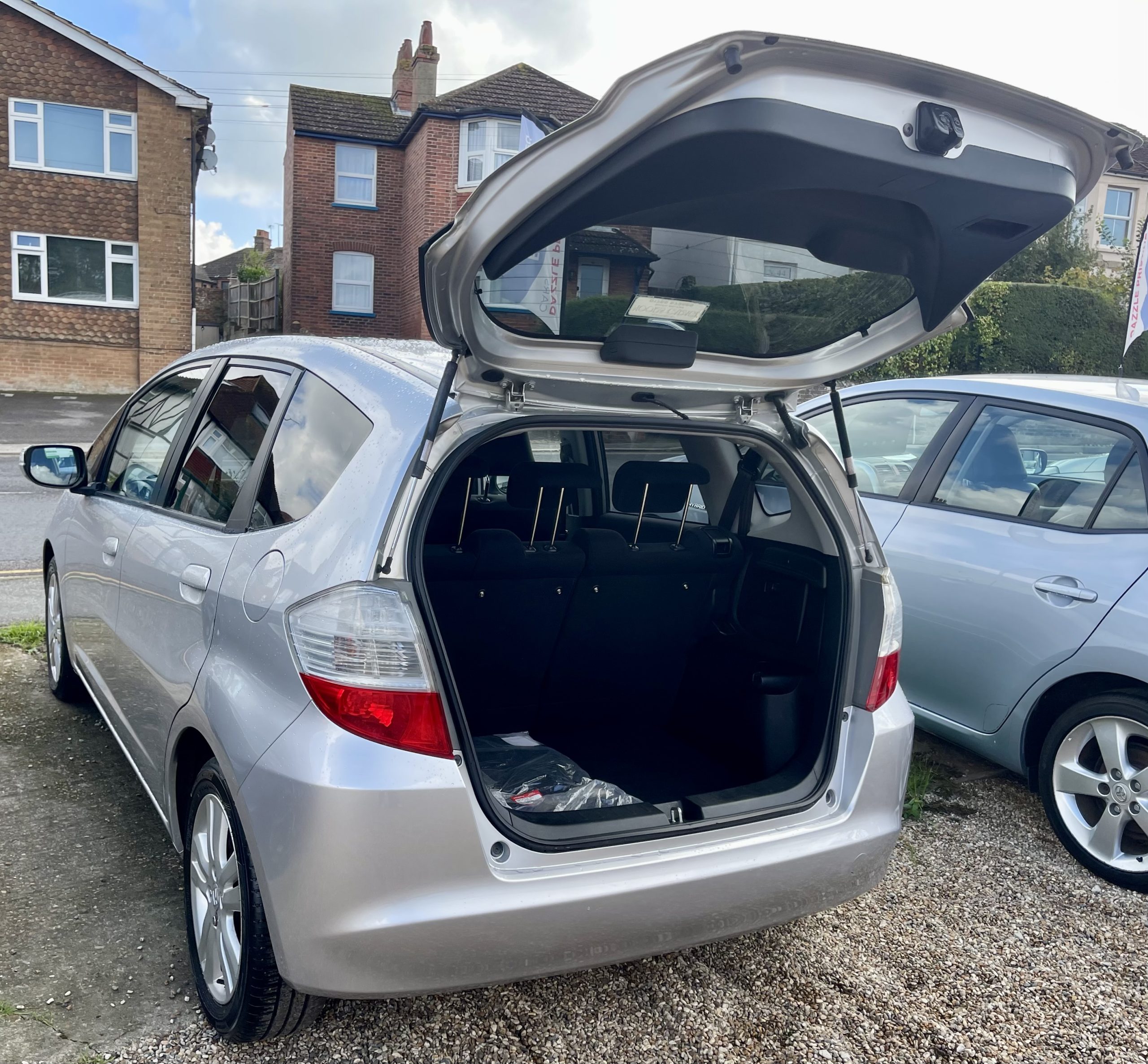 
								Honda Jazz i-Vtec Ex Automatic full									